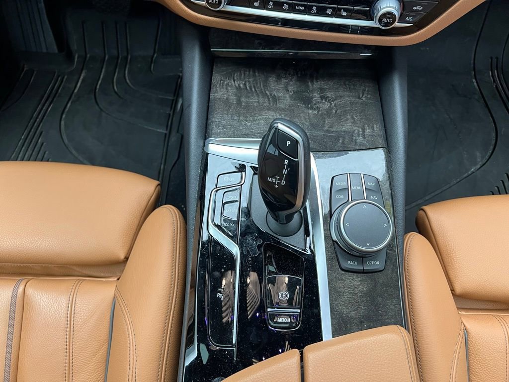 Certified 2022 BMW 540i w/ Premium Package image 11