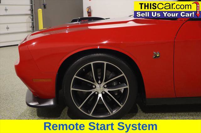 Used 2016 Dodge Challenger R/T Scat Pack RWD image 32