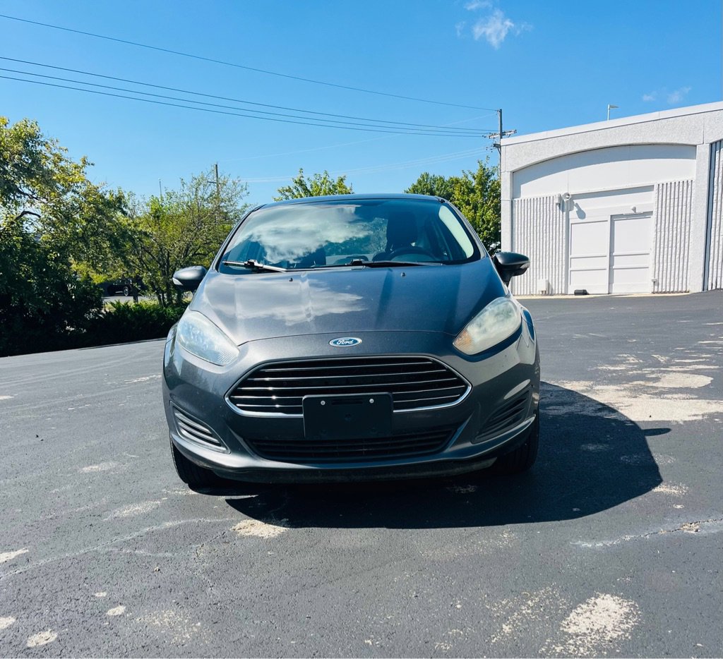 Used 2016 Ford Fiesta SE image 3