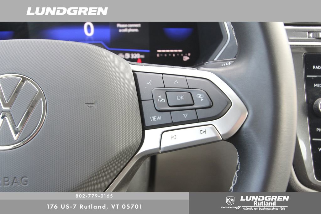 Used 2022 Volkswagen Tiguan SE image 17