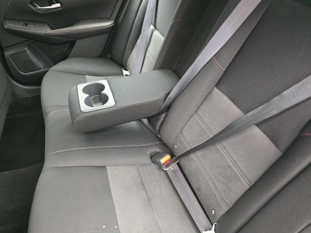 Used 2025 Nissan Sentra SR FWD image 14