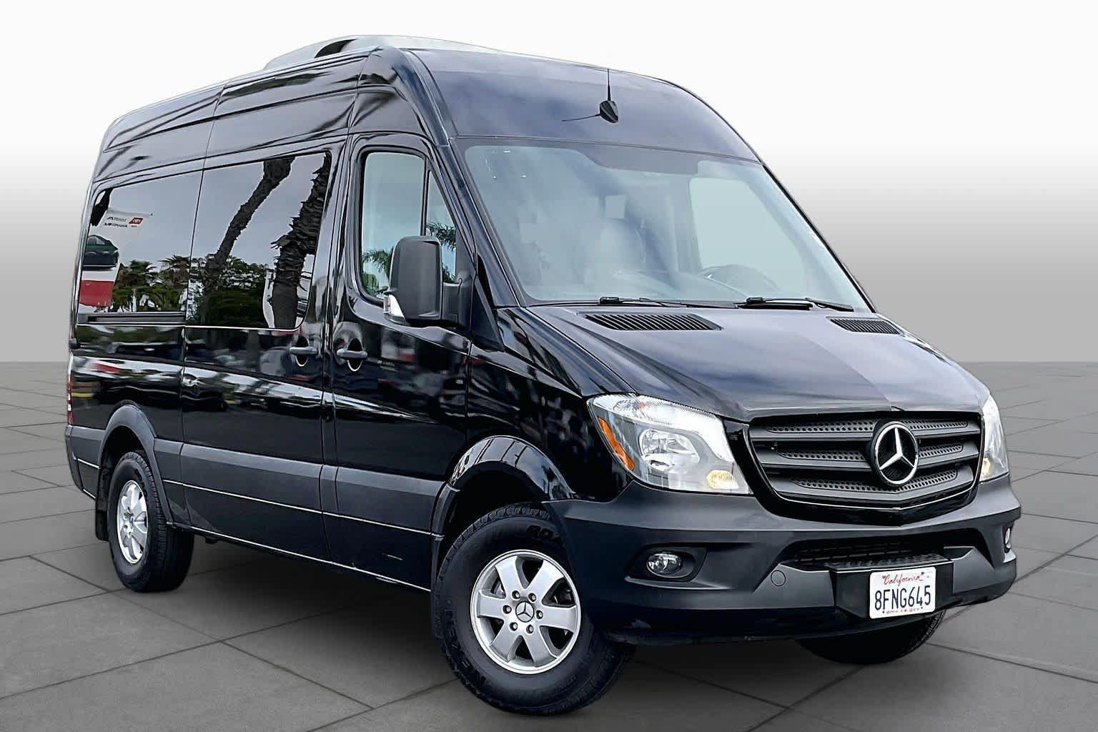 Used 2018 Mercedes-Benz Sprinter 2500 image 2