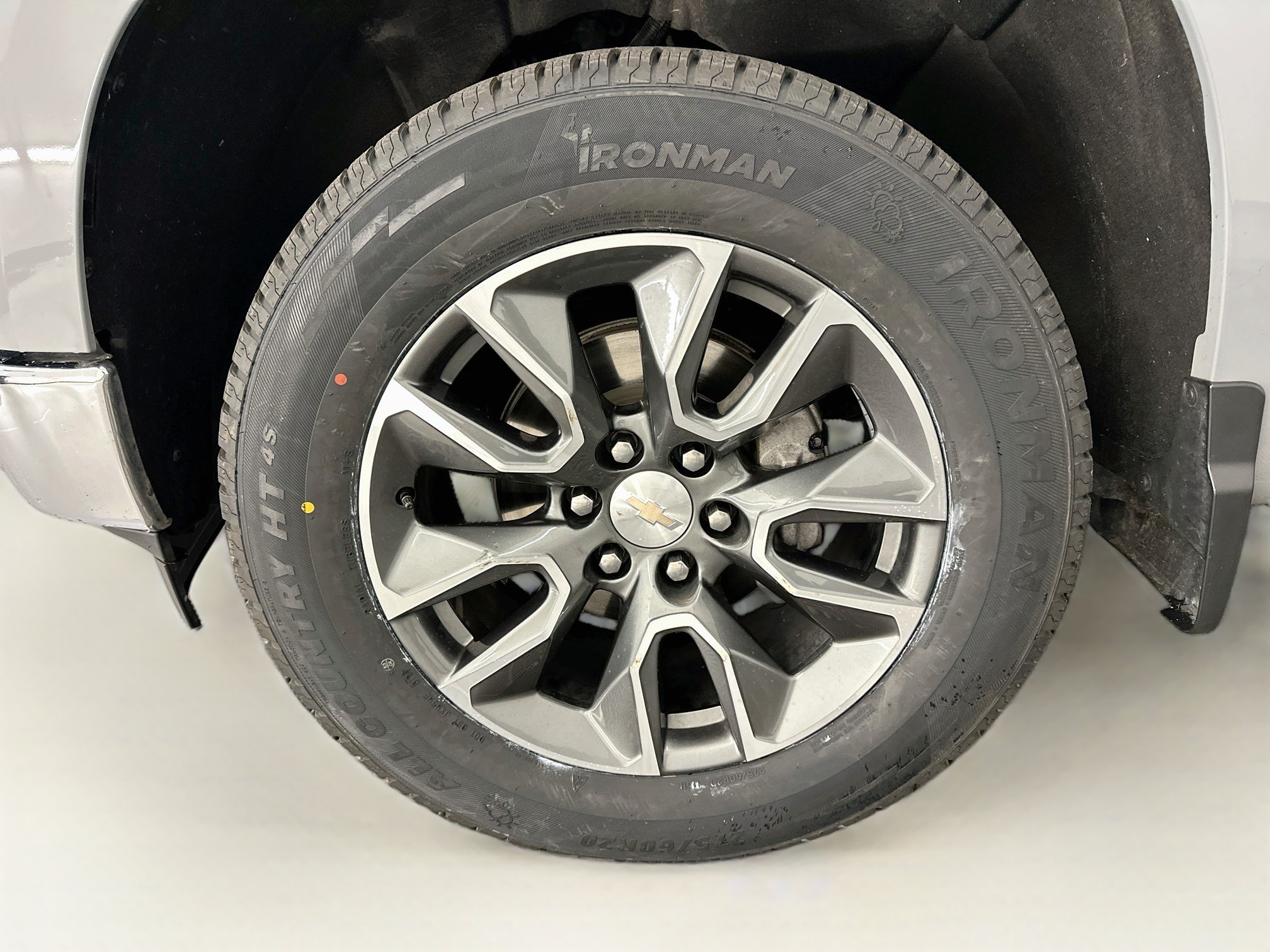 Used 2024 Chevrolet Silverado 1500 LT AWD/4WD image 35