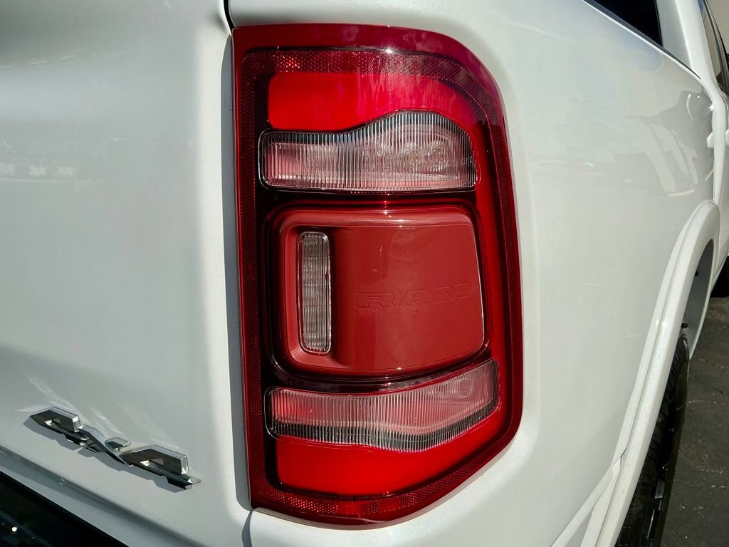 Used 2019 RAM 1500 Laramie image 16