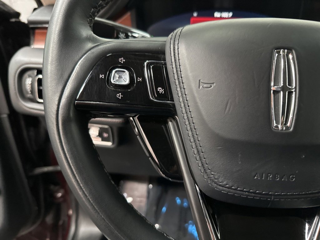 Used 2023 Lincoln Aviator Reserve w/ Equipment Group 201A image 17