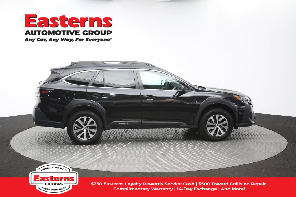 Used 2023 Subaru Outback Premium AWD/4WD image 43