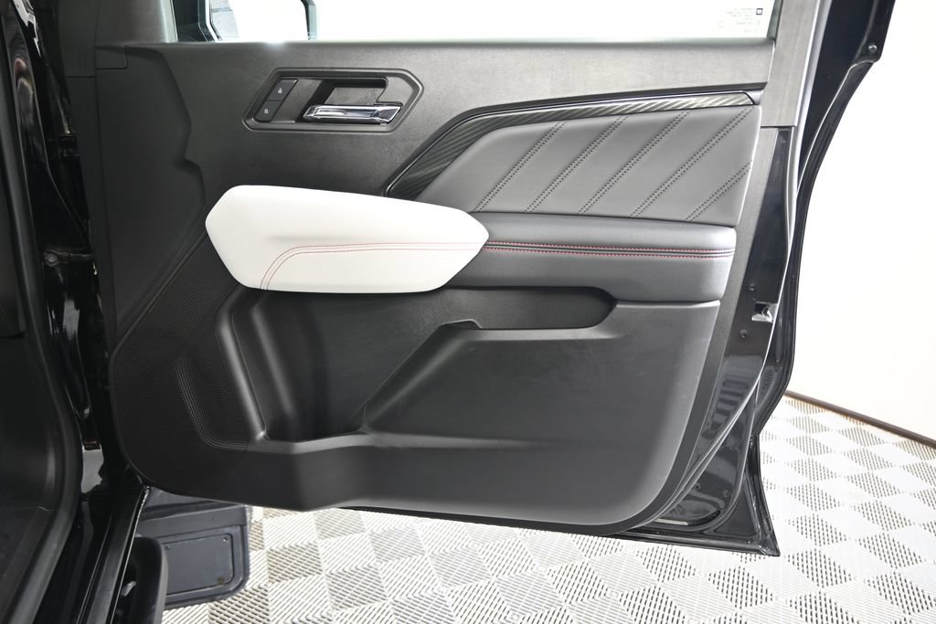 Used 2024 GMC Canyon AT4X w/ AT4X AEV Edition AWD/4WD image 13