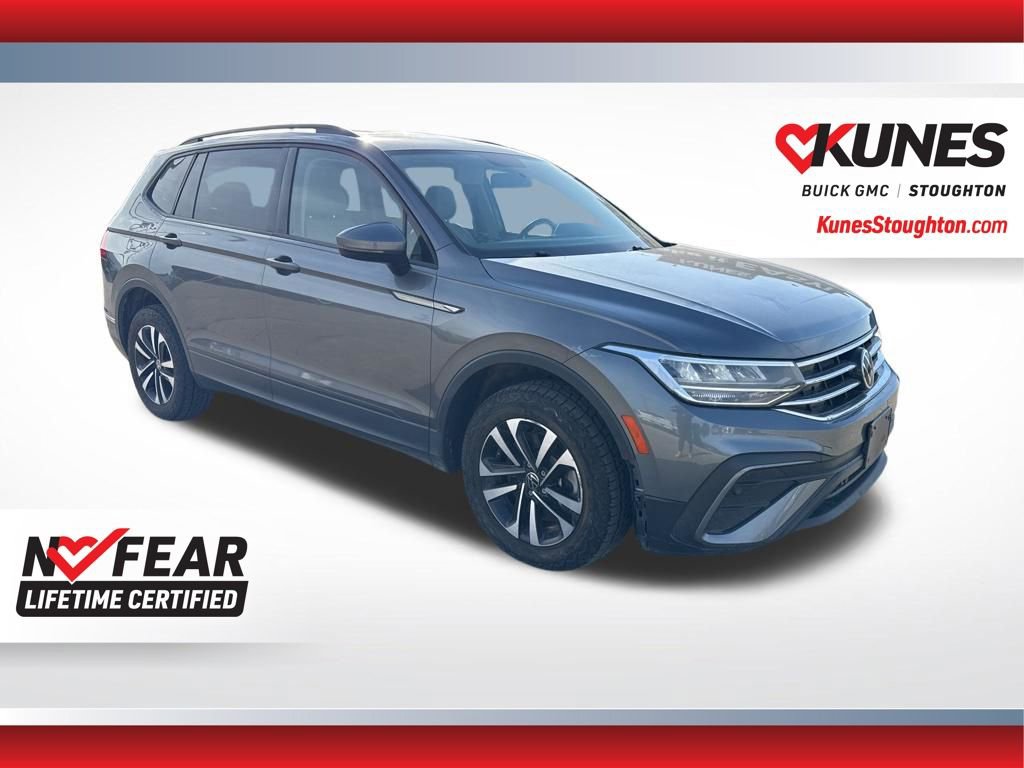 Used 2022 Volkswagen Tiguan S image 3