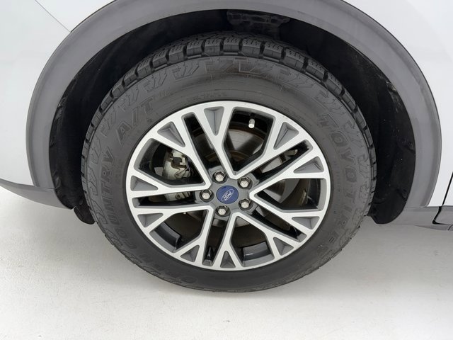 Used 2020 Ford Escape SEL image 7