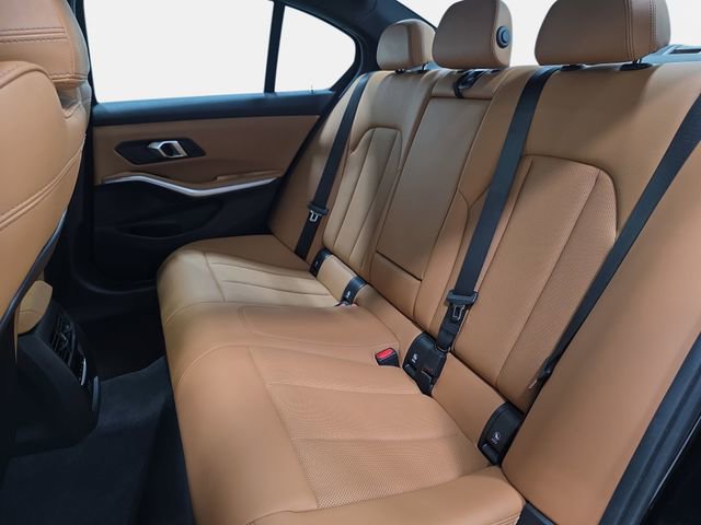 Used 2024 BMW 330i xDrive 330i xDrive w/ Convenience Package image 11