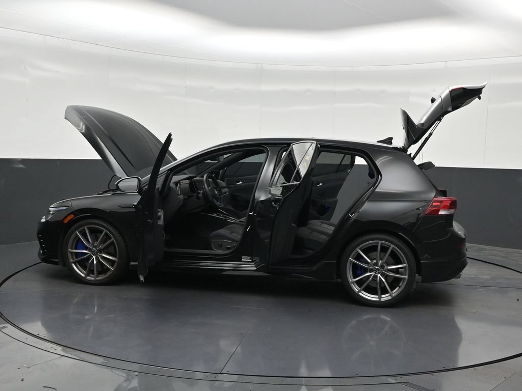 Used 2024 Volkswagen Golf R AWD/4WD image 32