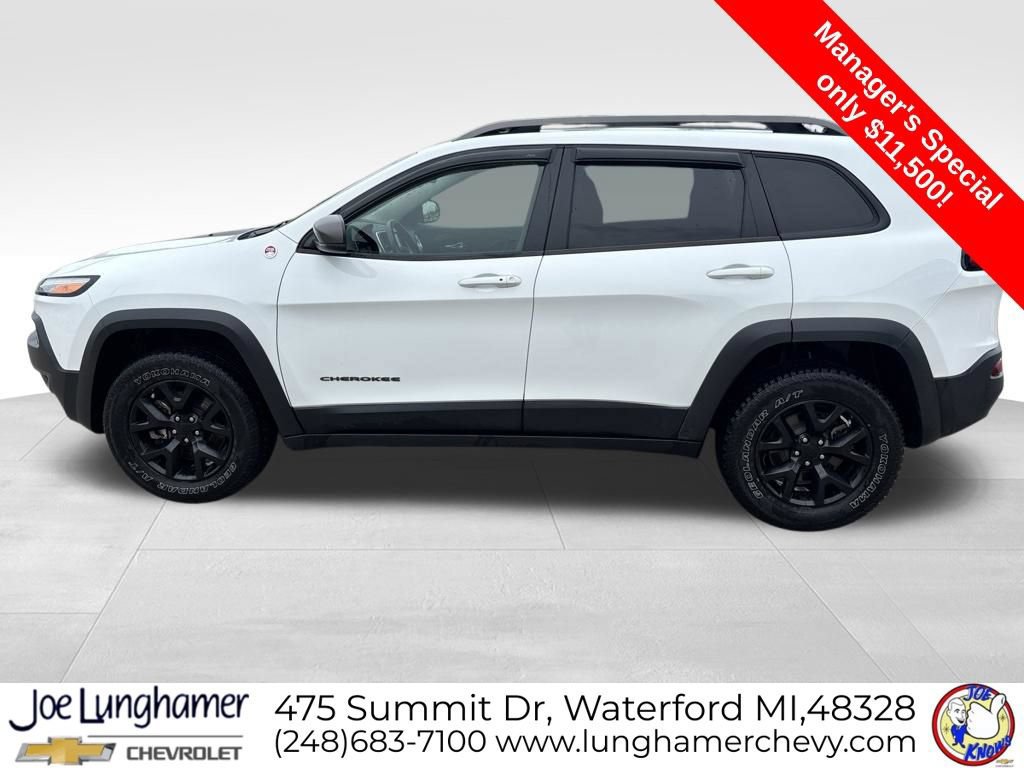 Used 2016 Jeep Cherokee Trailhawk w/ Comfort/Convenience Group AWD/4WD image 7