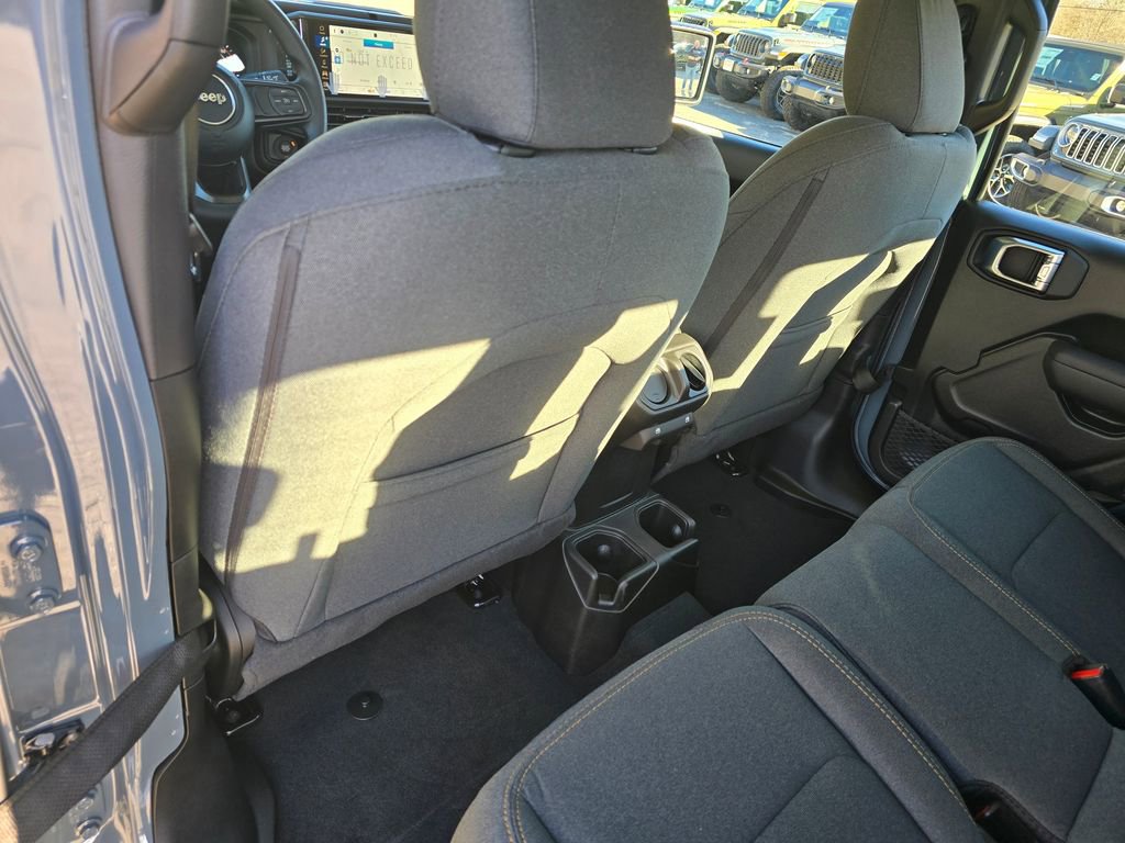 New 2026 Jeep Gladiator Sport image 25