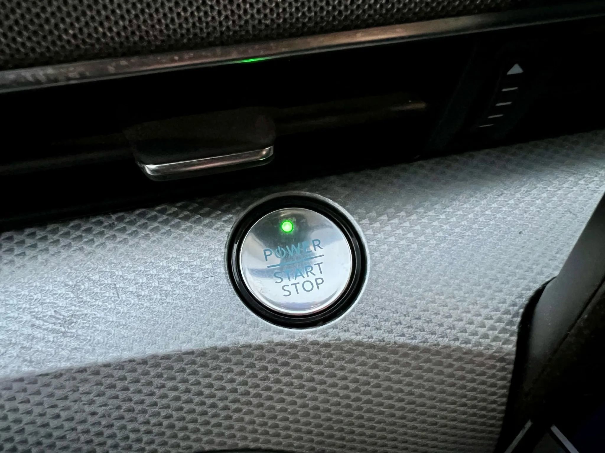 Used 2021 Ford Mustang Mach-E Select w/ Comfort/Appearance Package image 32