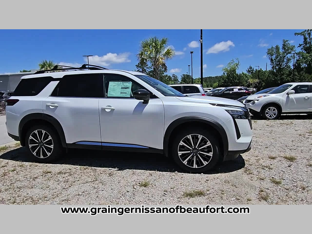 New 2026 Nissan Pathfinder Platinum FWD image 38