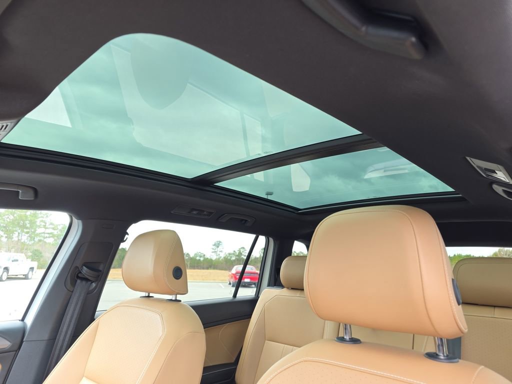 Used 2024 Volkswagen Tiguan SE image 20