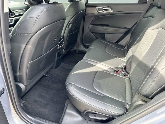 Used 2025 Kia Sportage EX w/ Premium Package AWD/4WD image 13
