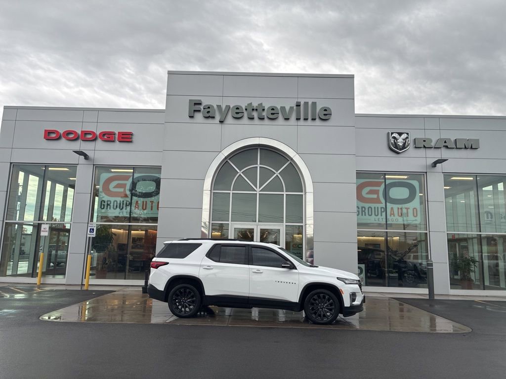 Used 2023 Chevrolet Traverse RS w/ LPO, Floor Liner Package image 2