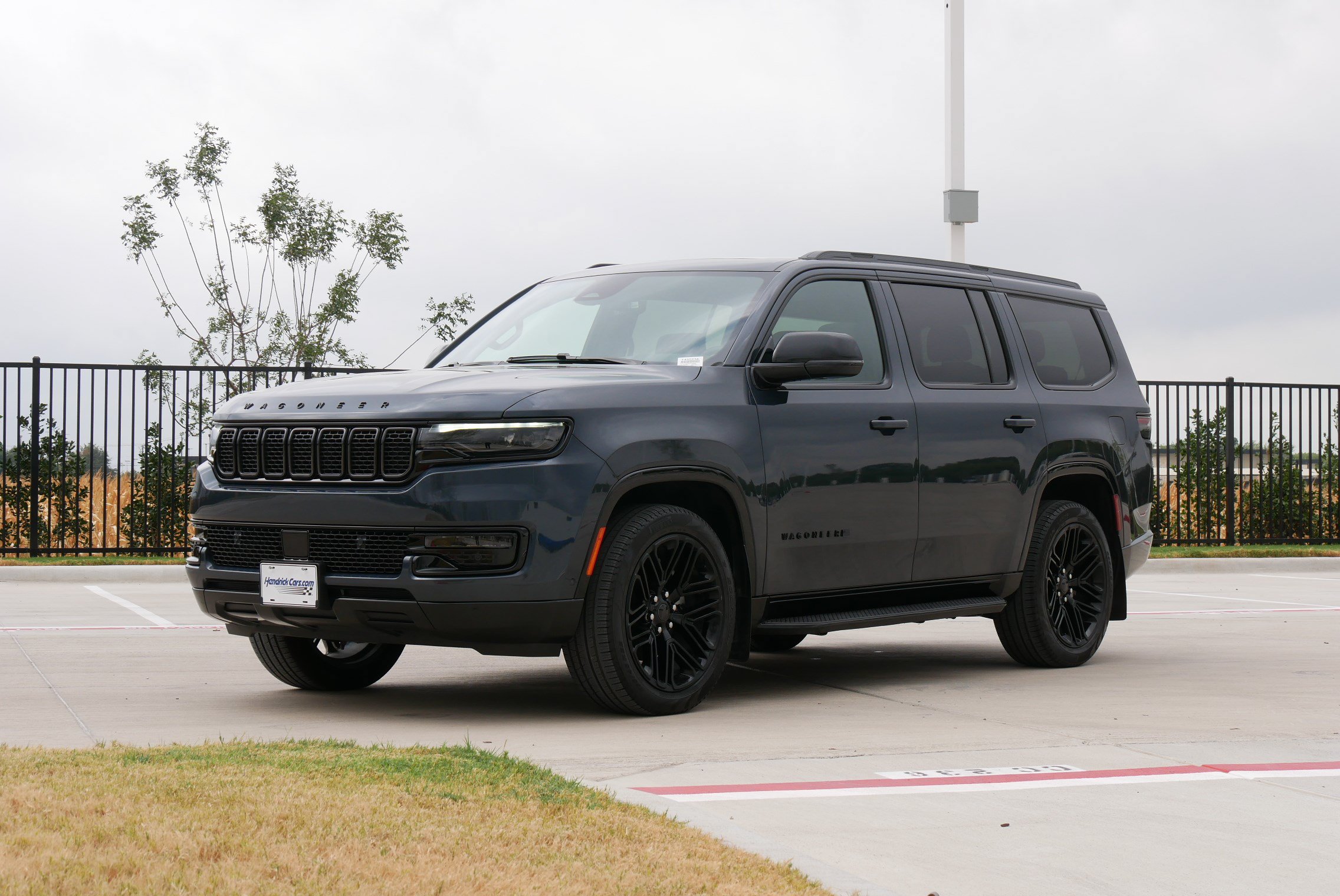 Used 2025 Jeep Wagoneer Series II w/ Premium Group I AWD/4WD image 5
