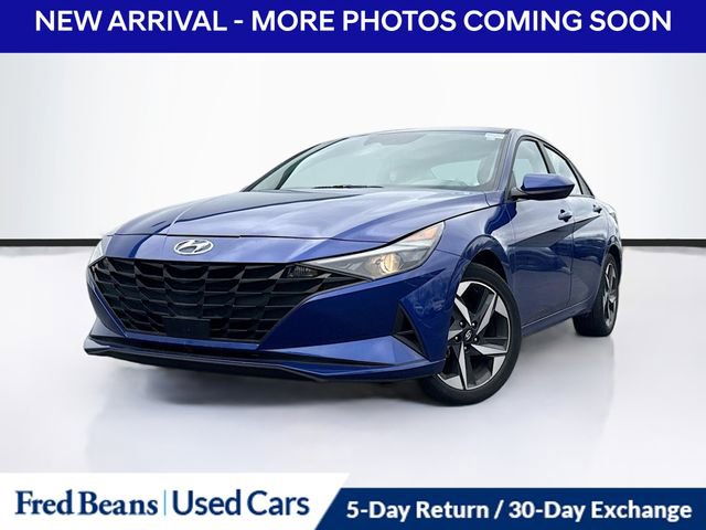 Used 2023 Hyundai Elantra SEL w/ Convenience Package image 12