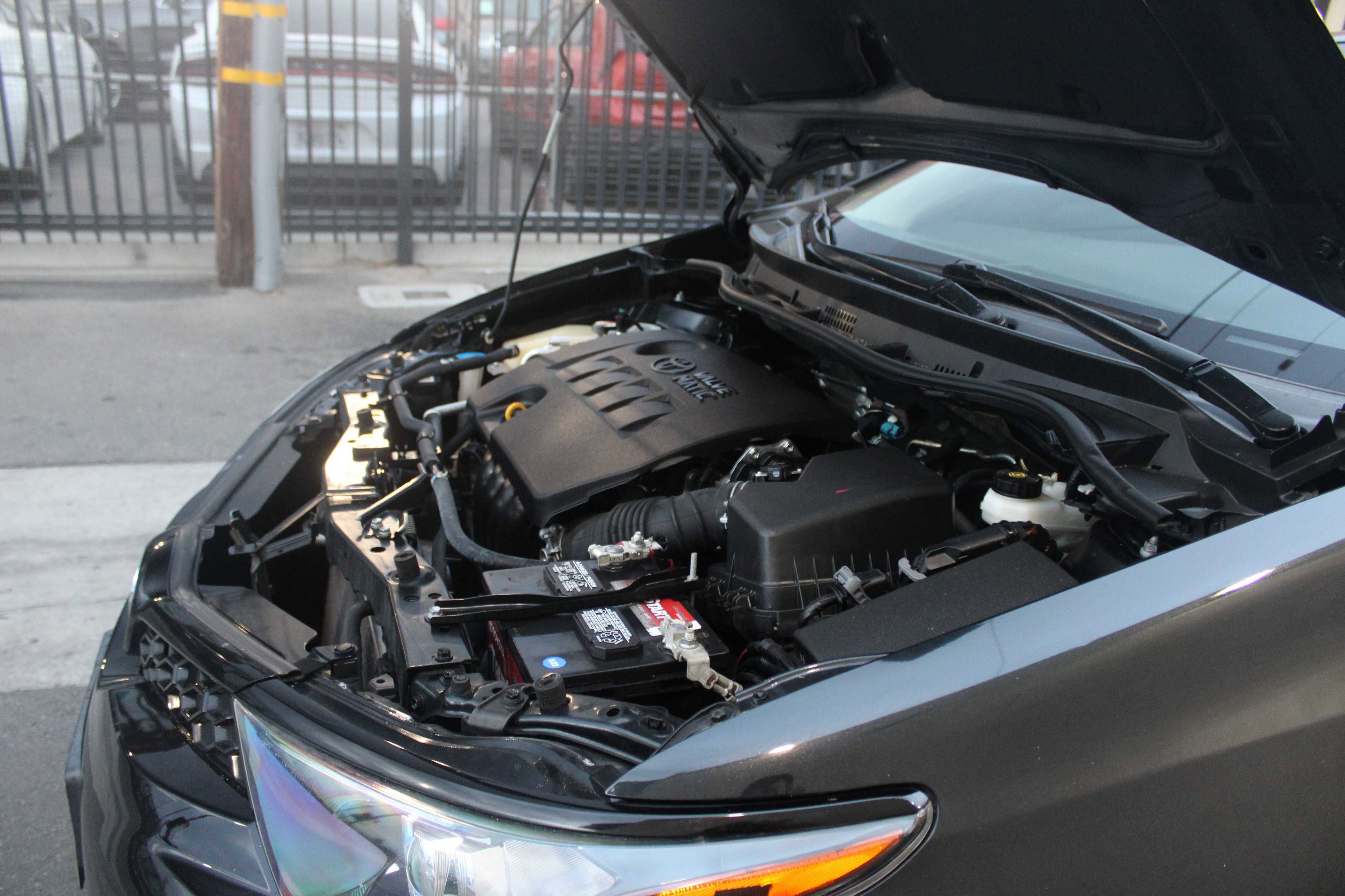 Used 2018 Toyota Corolla iM image 21