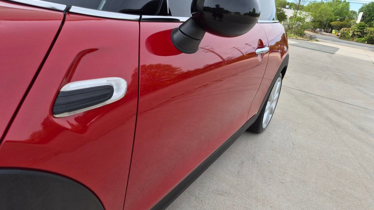 Used 2014 MINI Cooper 2-Door Hardtop image 14