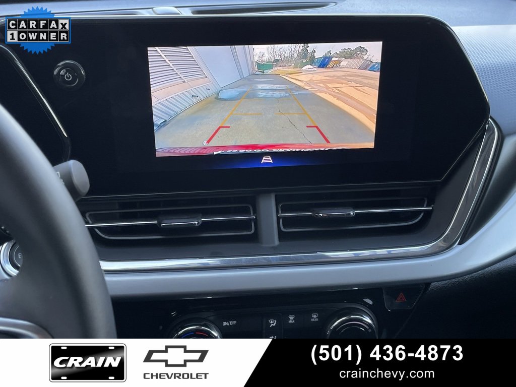 Used 2025 Chevrolet Trax LT w/ LT Convenience Package image 18