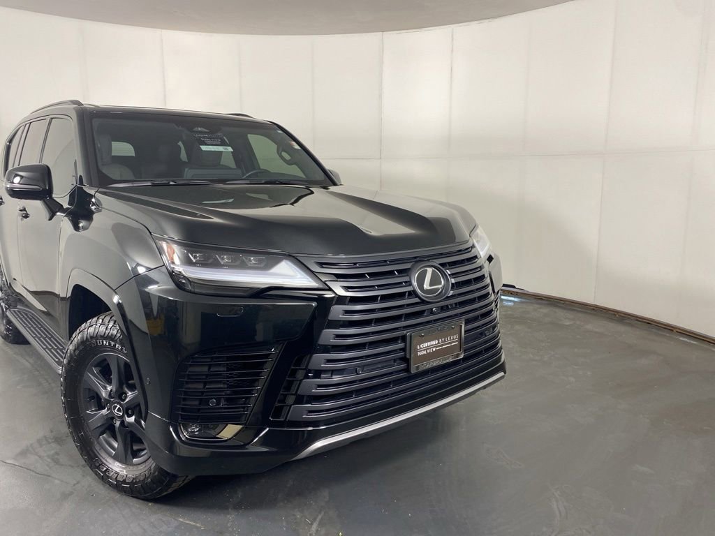 Certified 2025 Lexus LX 700h Overtrail w/ Accessory Package (Z1) AWD/4WD image 2