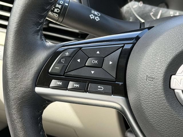 Used 2023 Nissan Altima 2.5 SL AWD/4WD image 21