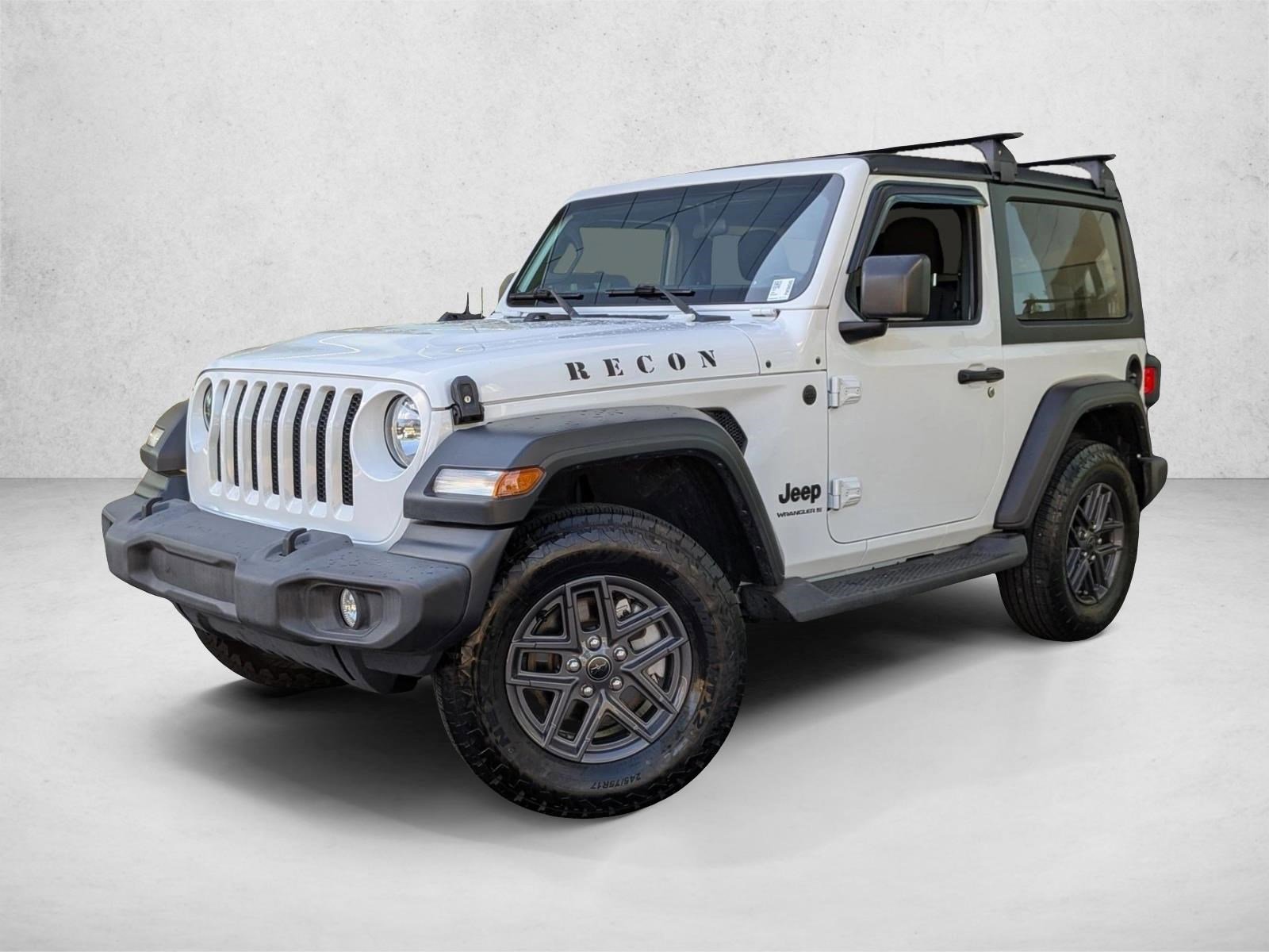 Used 2023 Jeep Wrangler Sport AWD/4WD image 1