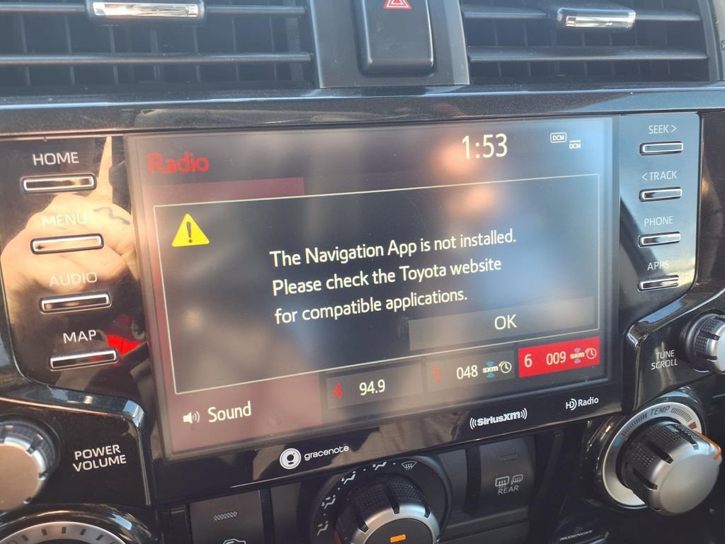 Used 2024 Toyota 4Runner TRD Off-Road image 9