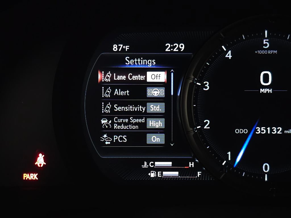 Used 2022 Lexus IS 500 RWD image 22