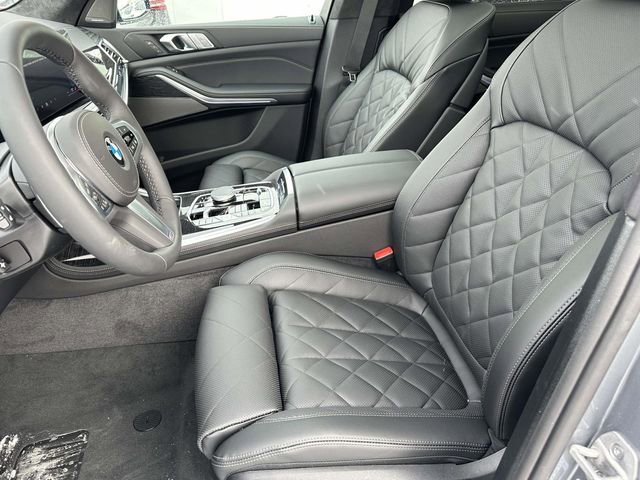New 2026 BMW X7 xDrive40i w/ M Sport Package image 14