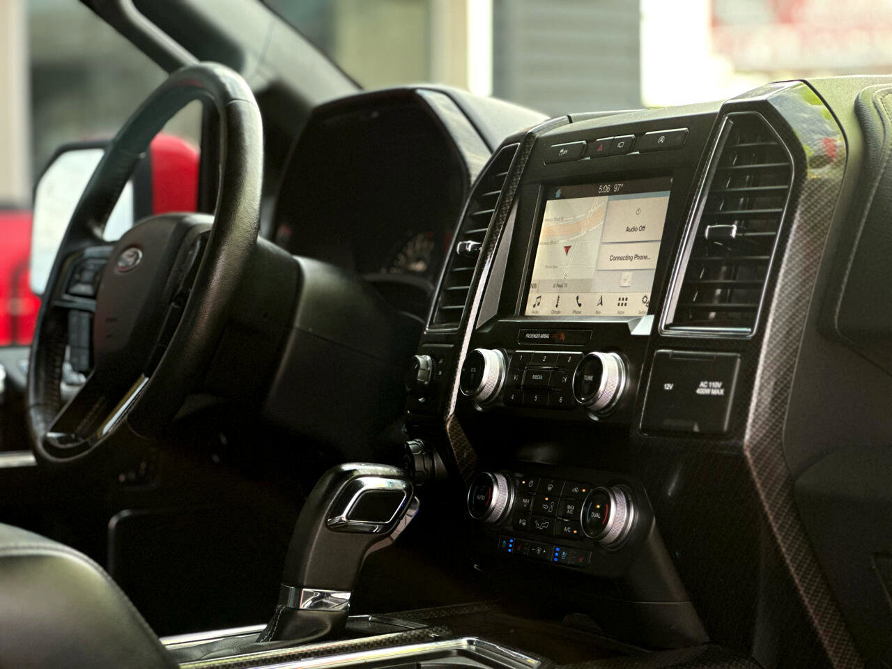 Used 2019 Ford F150 Lariat w/ Equipment Group 502A Luxury image 9