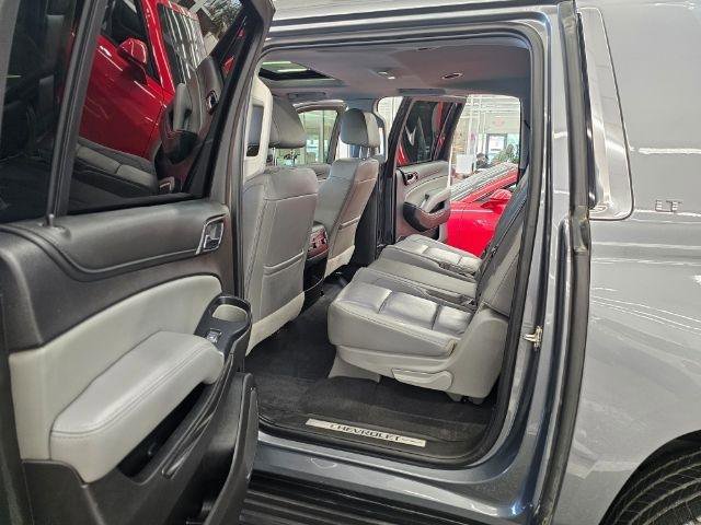 Used 2019 Chevrolet Suburban LT w/ Texas Edition Package AWD/4WD image 31