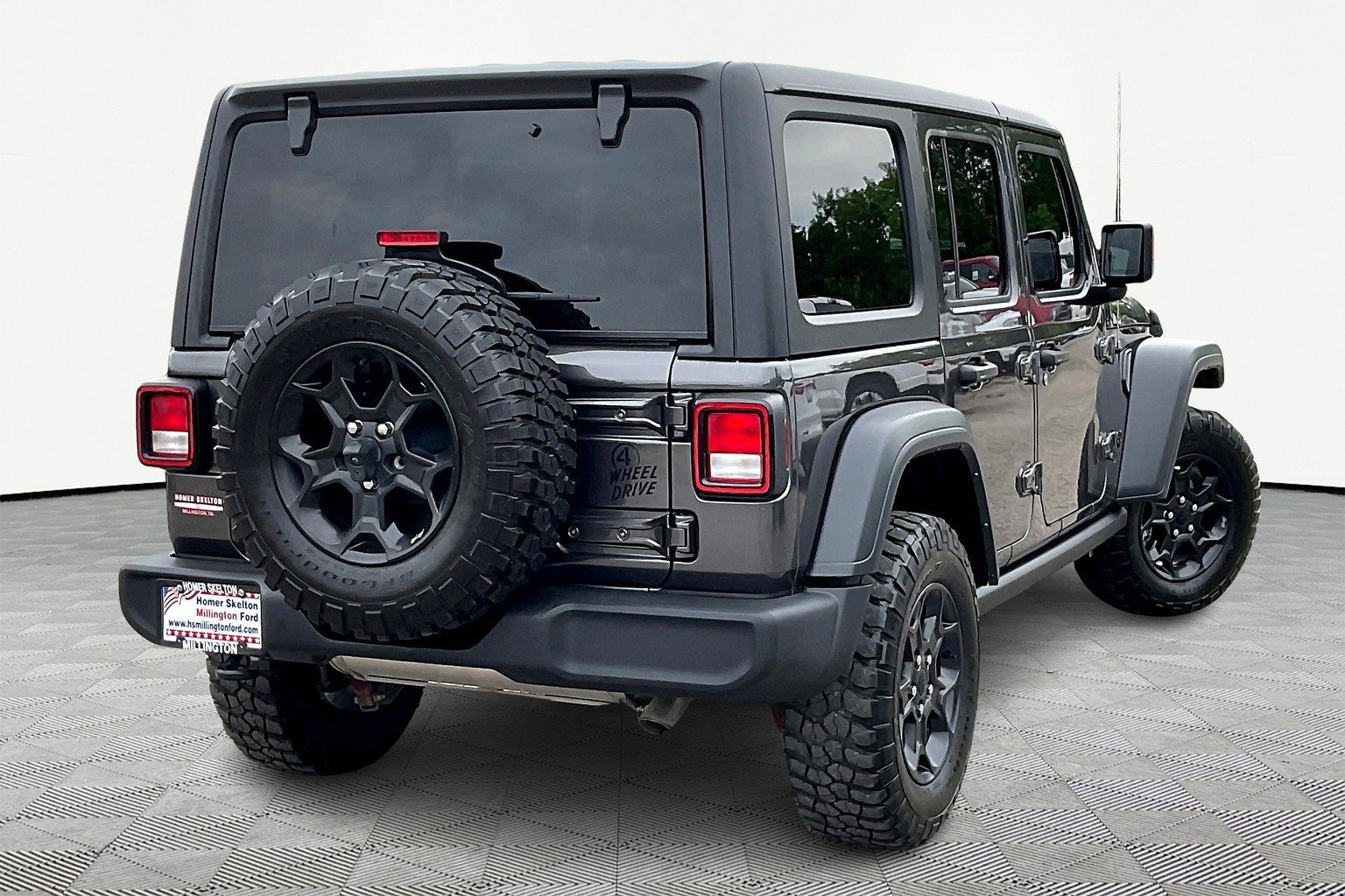 Used 2023 Jeep Wrangler Willys image 11