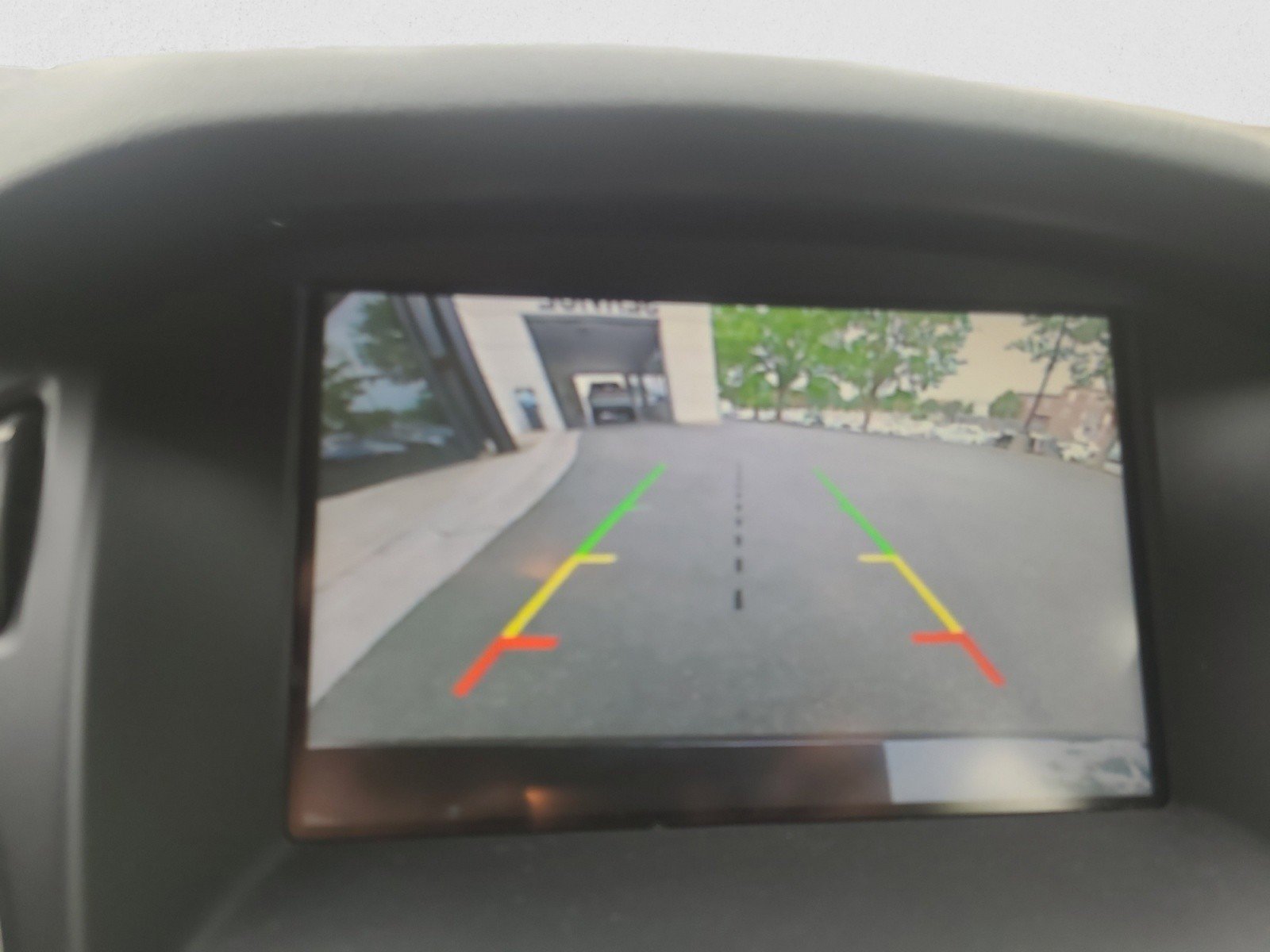 Used 2015 Ford Focus Titanium FWD image 17