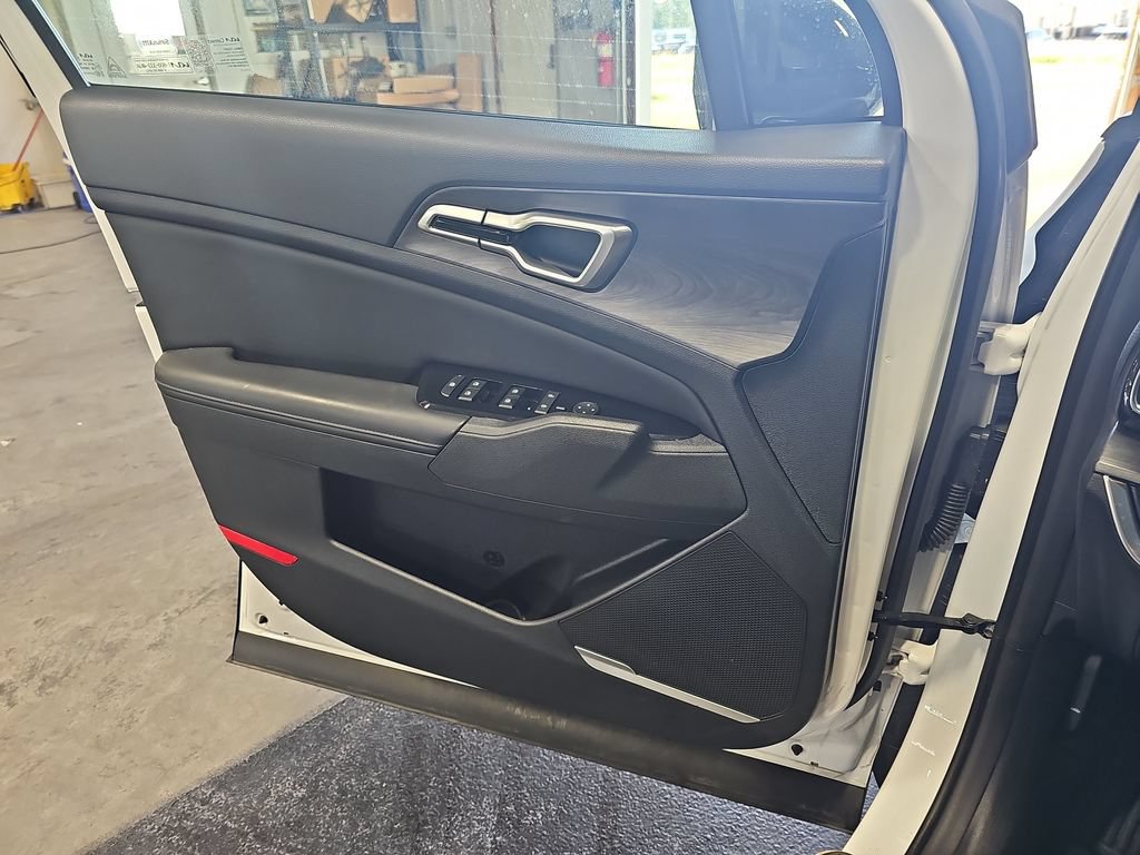 Certified 2023 Kia Sportage X-Line AWD/4WD image 27