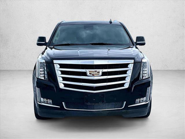 Used 2020 Cadillac Escalade Luxury AWD/4WD image 3