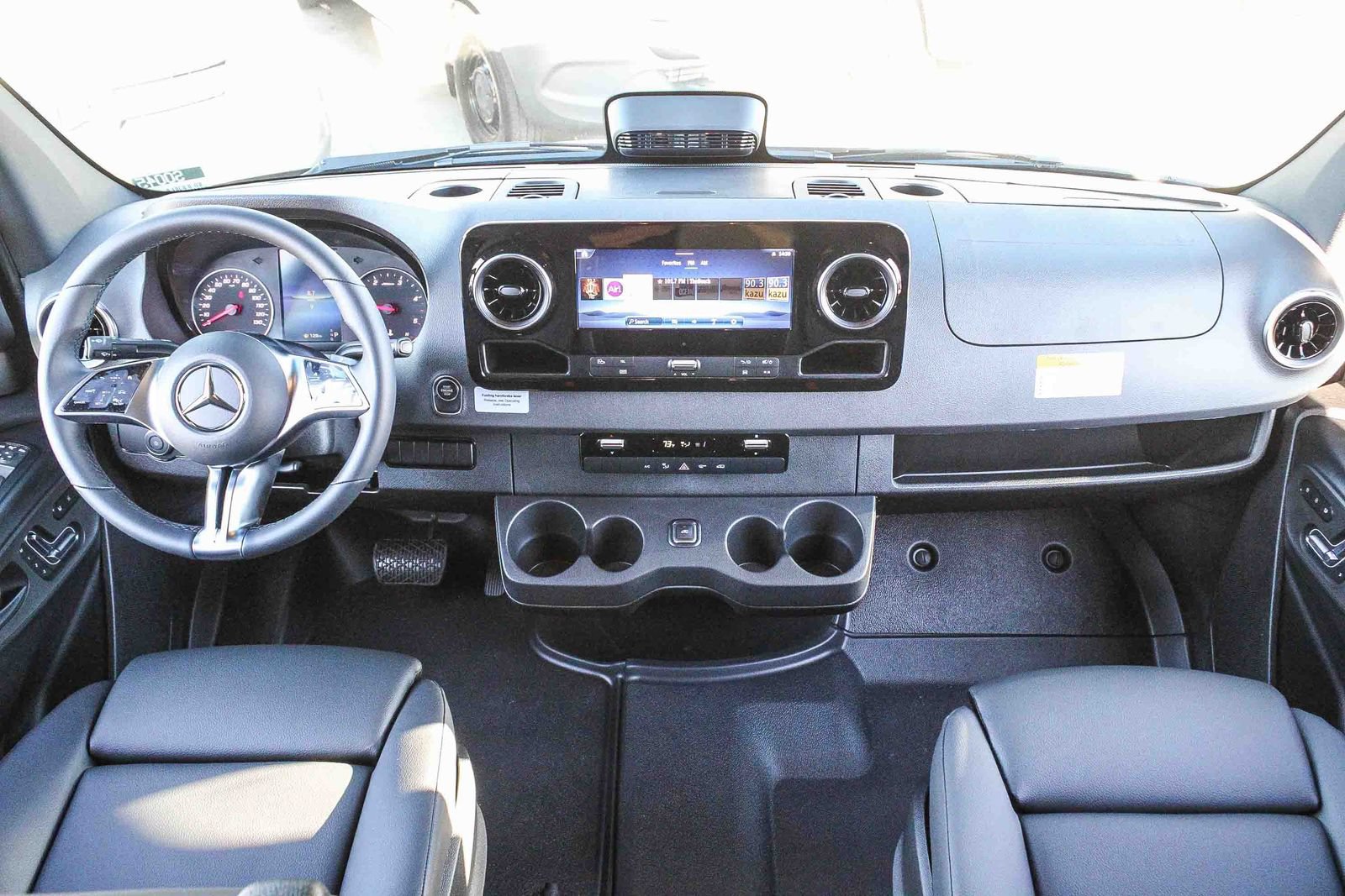New 2026 Mercedes-Benz Sprinter 2500 image 12