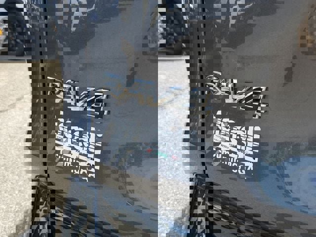 Used 2022 Toyota RAV4 XSE w/ XSE Grade Weather Package image 8