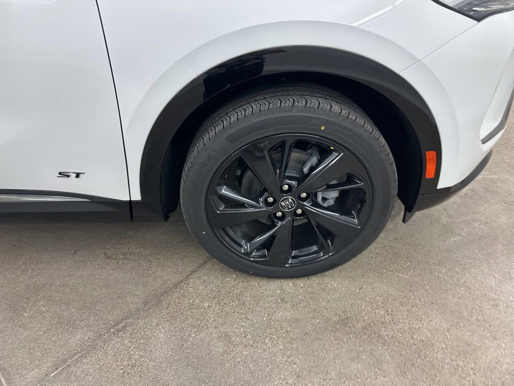 New 2026 Buick Envision Sport Touring AWD/4WD image 13