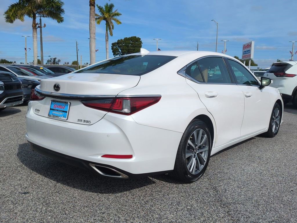Used 2021 Lexus ES 350 350 w/ Premium Package image 5