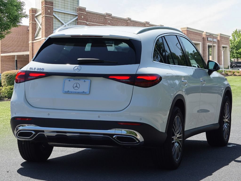 Certified 2025 Mercedes-Benz GLC 300 image 6