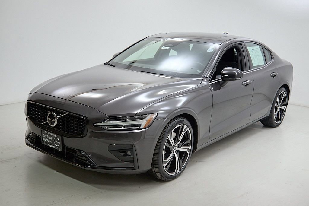 Used 2023 Volvo S60 B5 Ultimate image 4