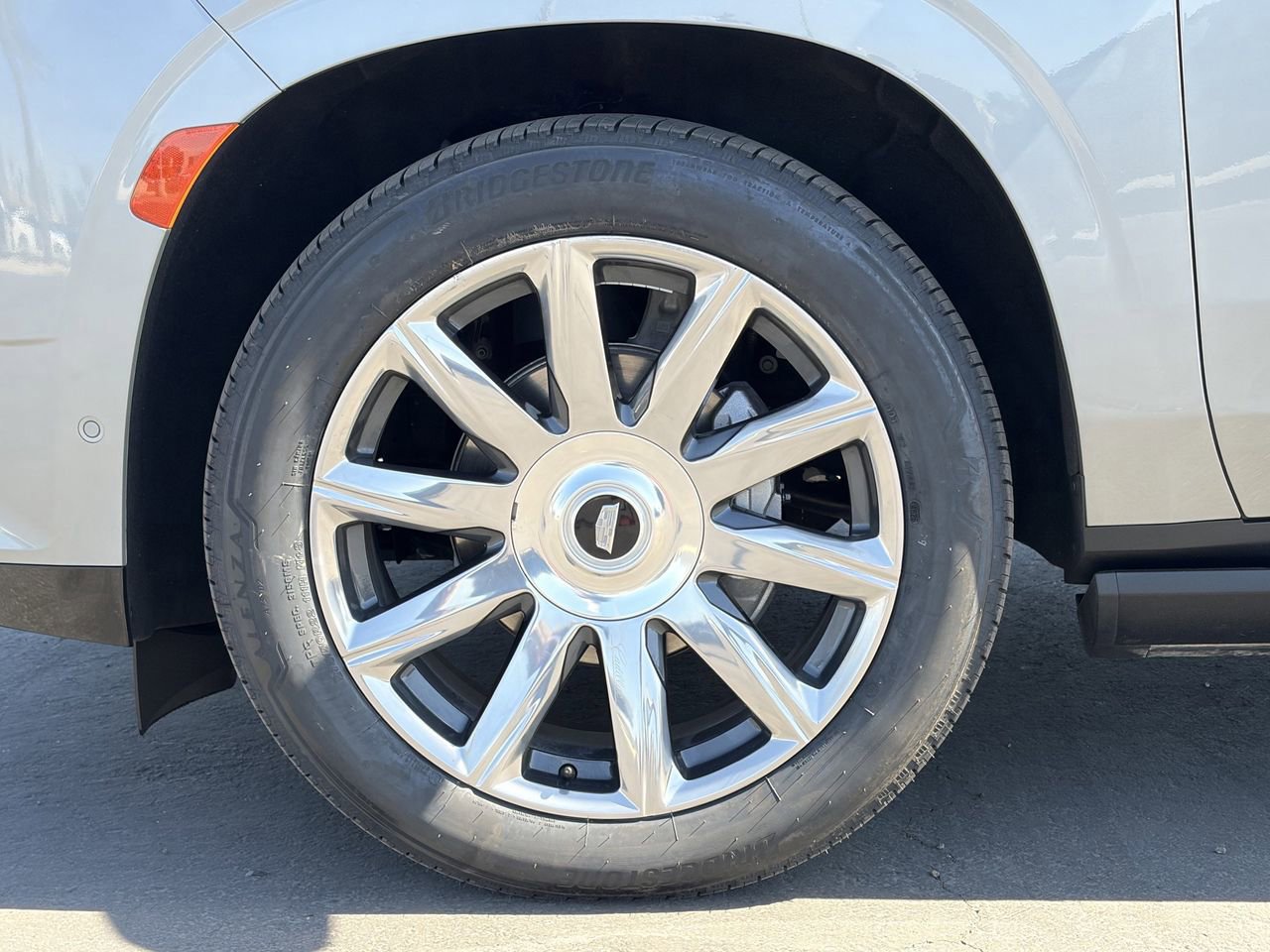 Certified 2024 Cadillac Escalade ESV Premium Luxury Platinum image 10