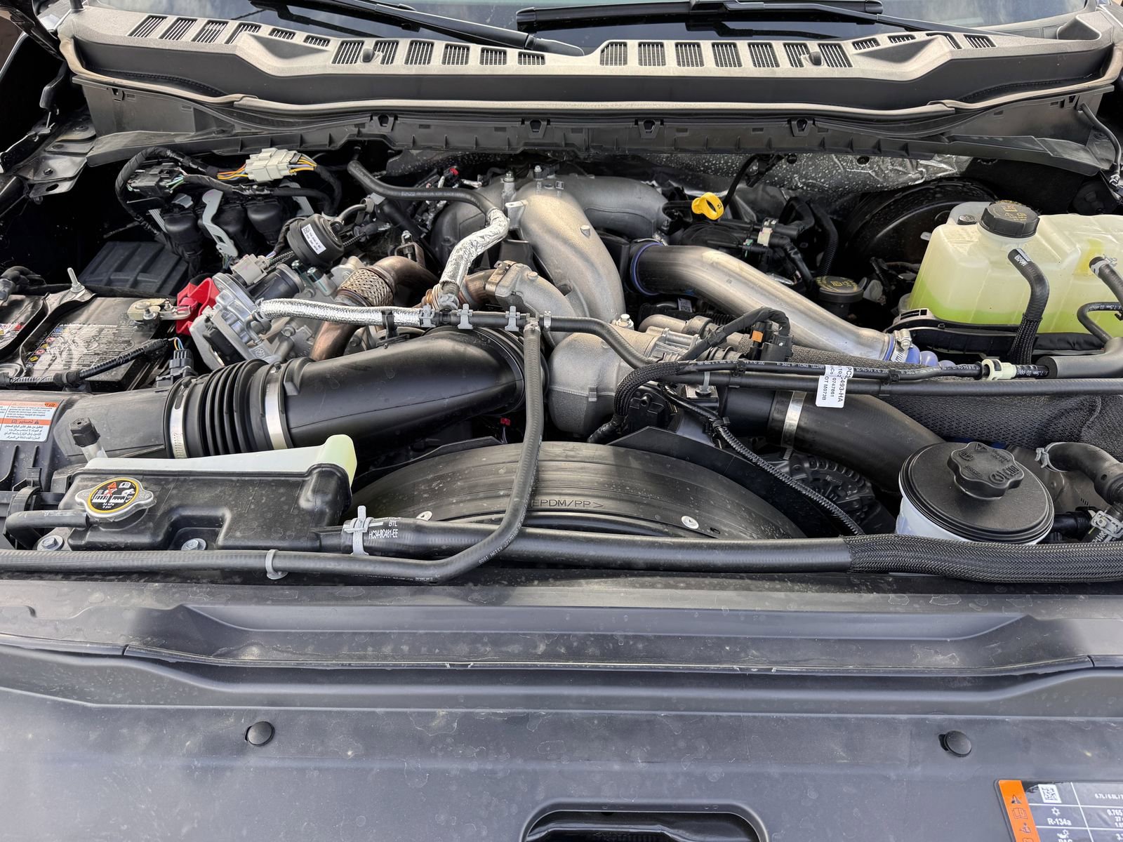 Certified 2025 Ford F250 Lariat w/ Chrome Package image 32