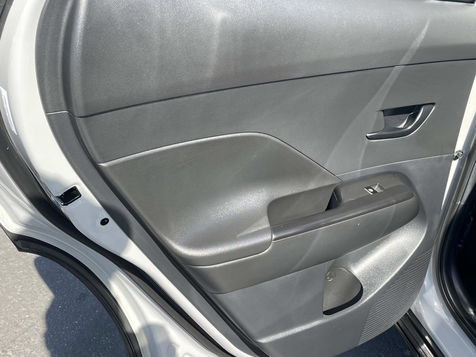 Certified 2025 Hyundai Kona SEL image 21