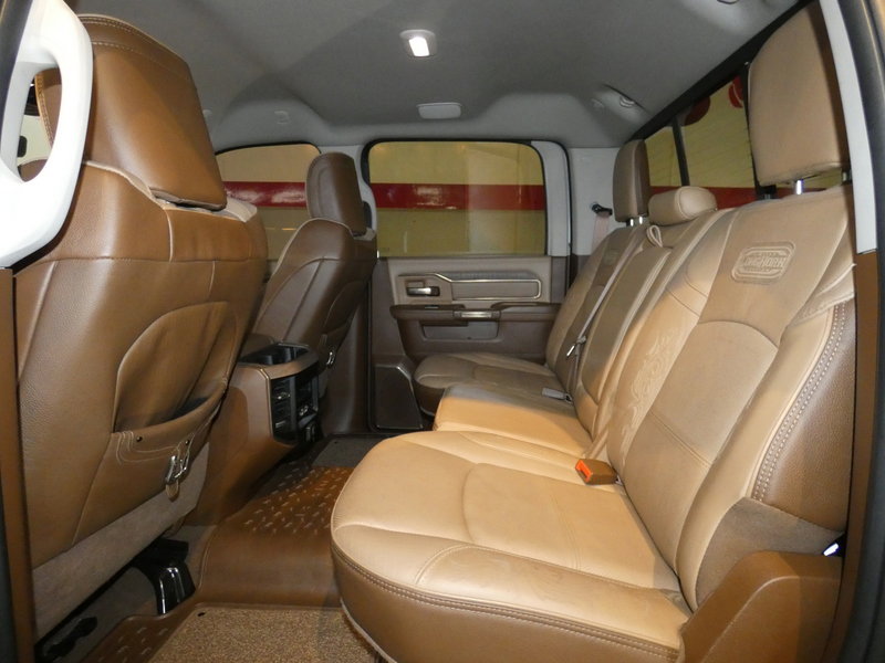 Used 2024 RAM 2500 Limited w/ Safety Group image 30