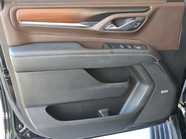 Used 2022 GMC Yukon XL Denali RWD image 48